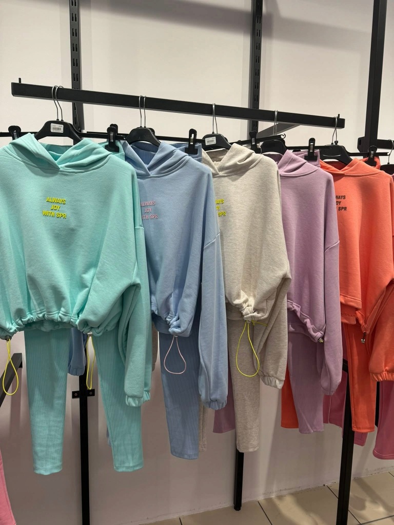 Komplet Dresowy Damski Legginsy Prążek Bluza Ściągacz Szary OneSize - obrazek 3